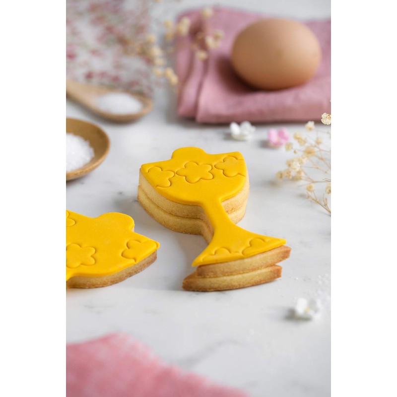 Decora Cookie Cutter Chalice, Yellow, 19 x 9 x 2.5