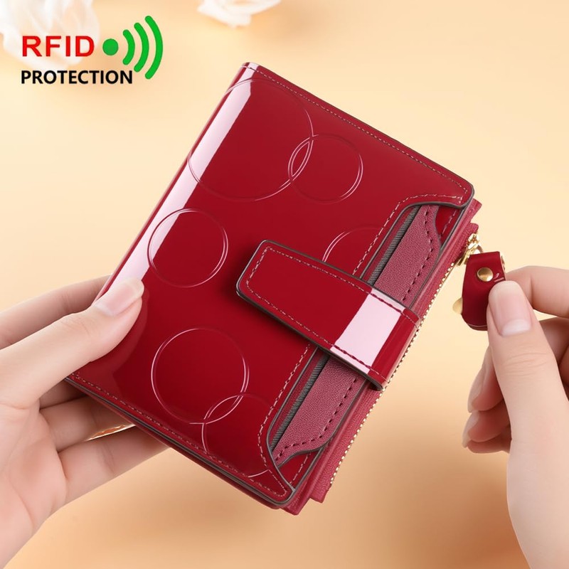 Noble and elegant women's leather wallet, sequins, detachable ID card