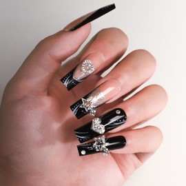 Press on Nails Gel Acrylic Nail Art Nails for Women Girls, Short Almond Medium Fake False Nails With Glue on 24 PCS (Black Heart Star)