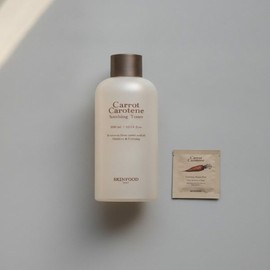 SKINFOOD Carrot Carotene Soothing Toner 300ml + 2 pads, 1 pack 4107539 FREE / SKINFOOD 캐롯 카로틴 수딩 토너 300ml +패드2매입1개 4107539 FREE