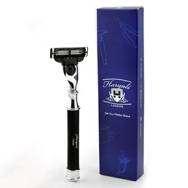 Premium Selection Triangular Razor in Black Men's Razor Classic for Perfect Shaving
