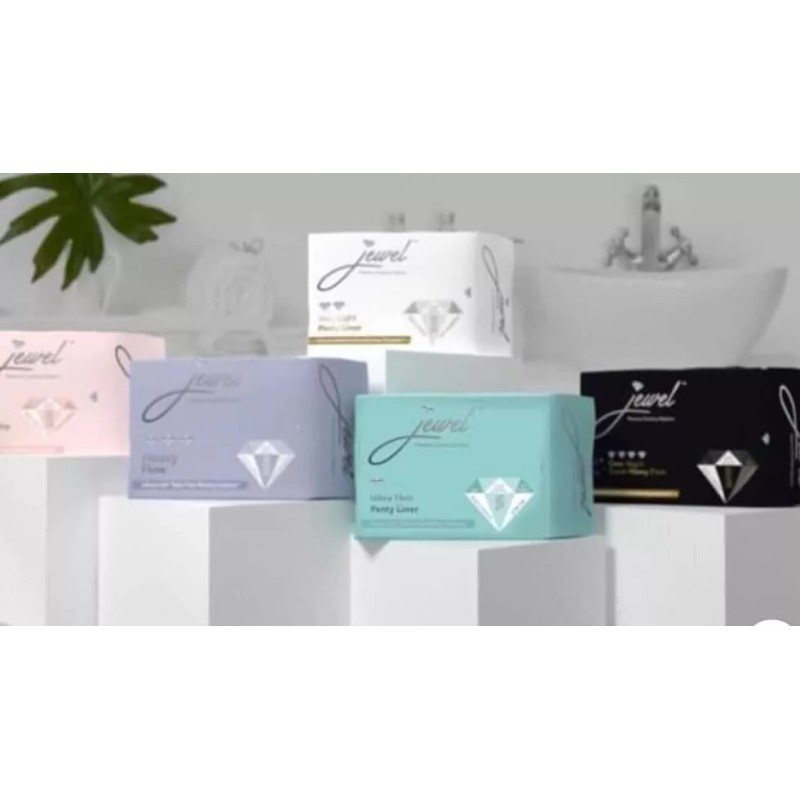 Jewel / Reign Sanitary Napkins - Ultra Thin Panty Liner