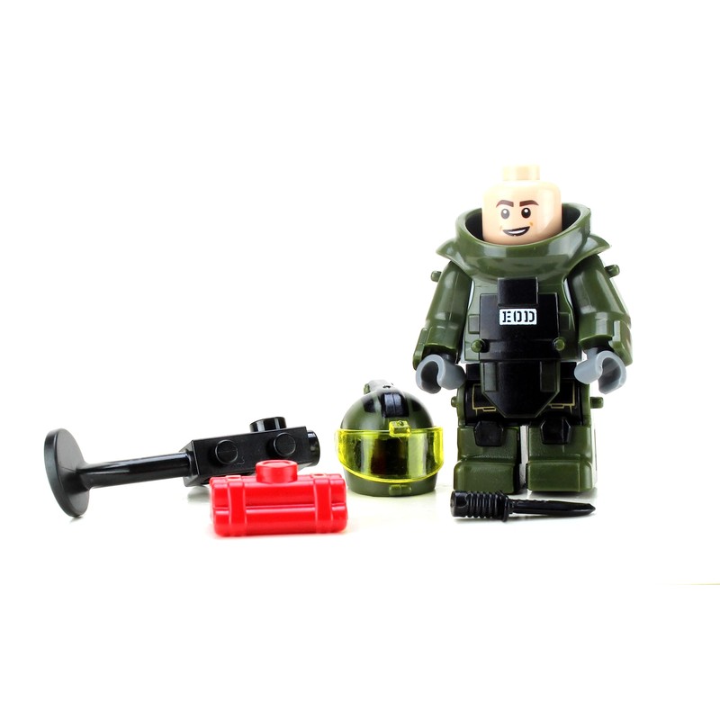 Battle Brick EOD Disposal Team and Robot US Navy Custom