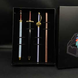 crafthand OP Weapon 4 in 1 Pack Cavendish Fujitora Buggy Rebecca Katana Sword Metal Anime Weapon Collectible Desktop Decoration Keychain BJDs