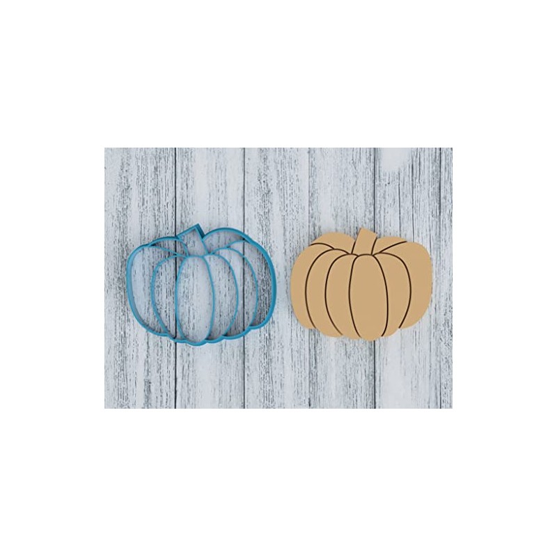 Tilted Pumpkin - Thanksgiving - Holloween - Pumpkin Pie -