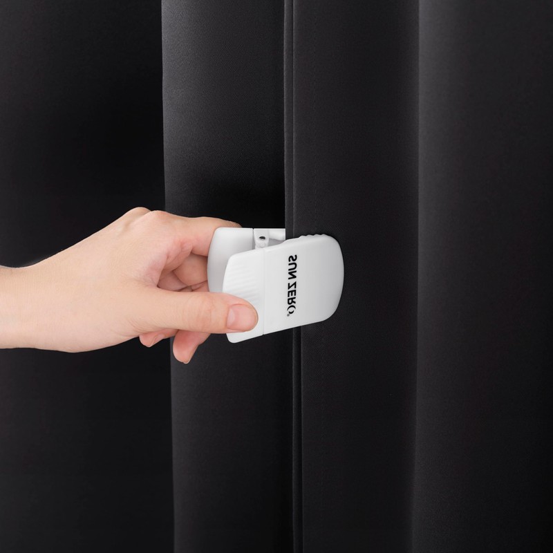 Sun Zero Lights Out Blackout Curtain Clips, Set of 2