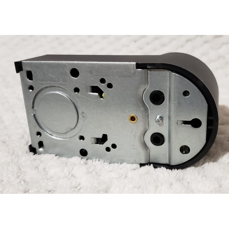 6-50R Surface Mount Straight Blade Receptacle - 50amp - 250