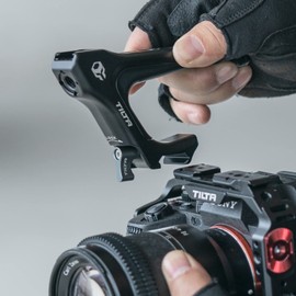 Tilta Compact NATO Top Handle for Camera Cage Compatible with Sony A7 IV,Panasonic GH6 – Black TA-QRTH7-B
