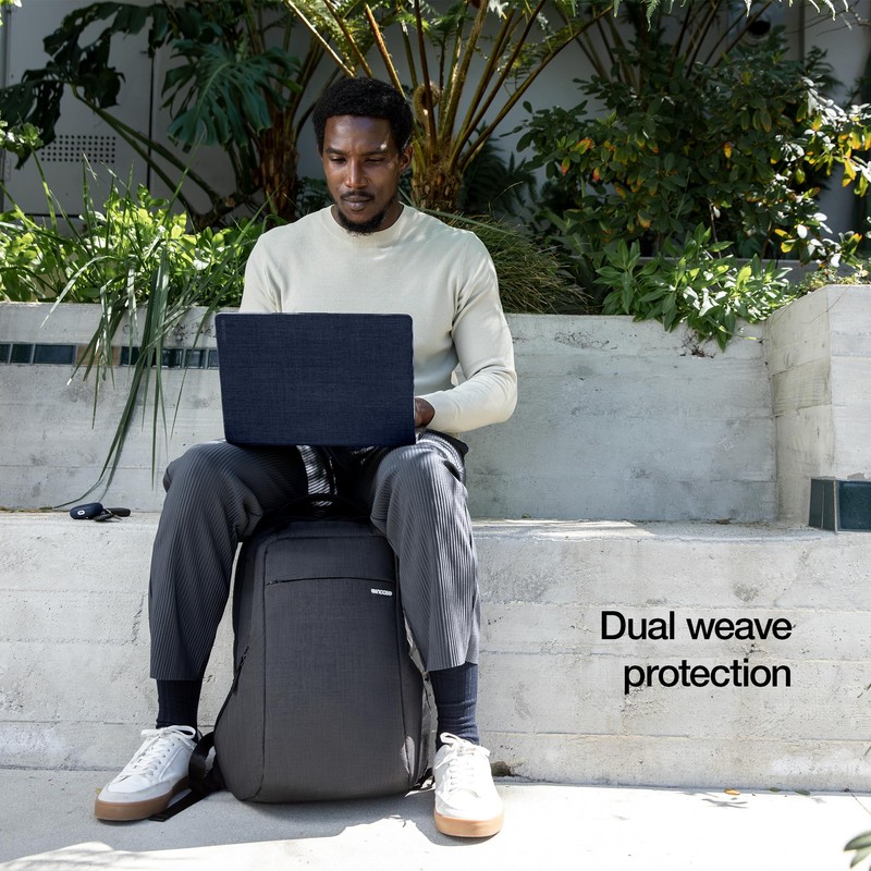 Incase Textured Hardshell Woolenex - MacBook Air 13 inch Case