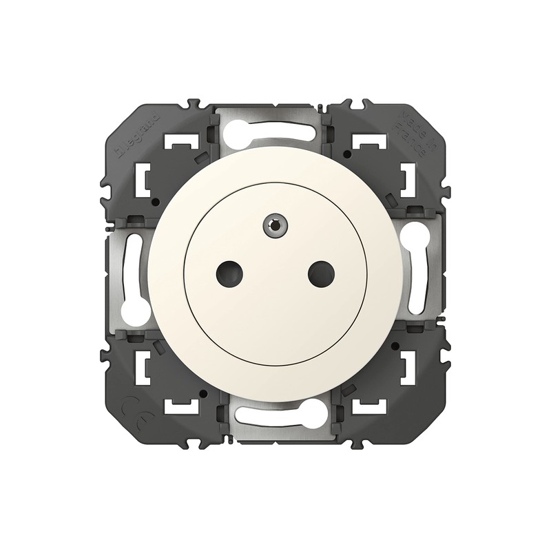 LEGRAND - 16 Amp Electric Wall Socket with Ground Surface