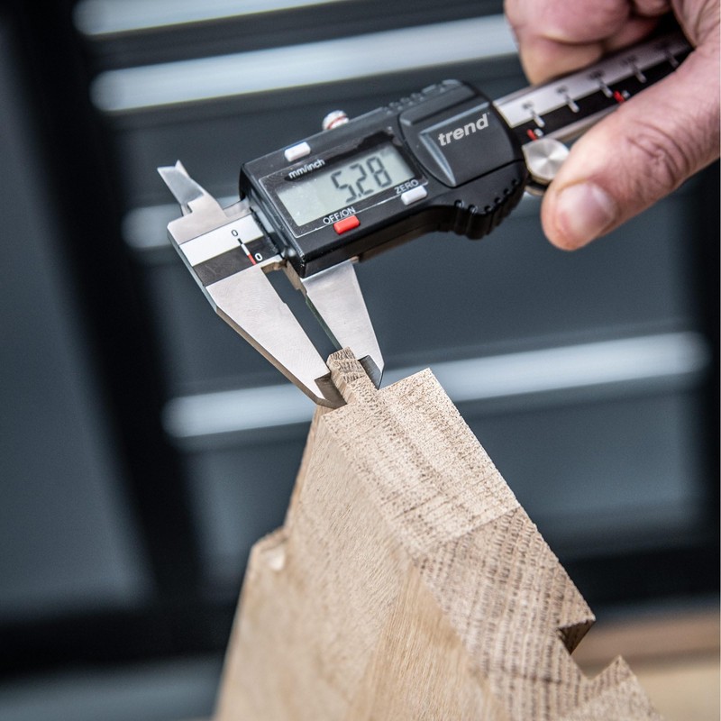 Trend Digital Caliper, 150mm Measuring Range, Stainless Steel with LCD