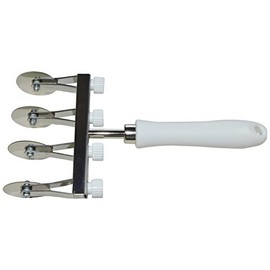 ELETTRO CENTER Art. 396 Adjustable Stainless Steel Cookie Cutter, White