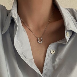 Atentuyi Horseshoe Necklace Silver U Necklace Horseshoe Pendant Necklace U Letters Necklace U Initial Necklace U Pendant Necklace Box Chain Necklace Jewelry for Women and Girls