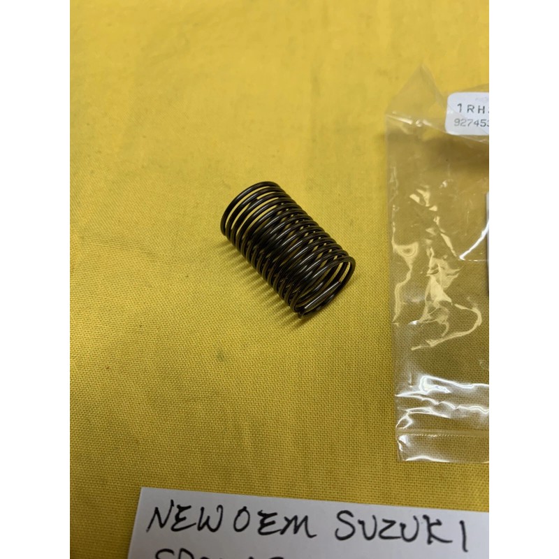 Suzuki OEM SUZUKI Power Valve Spring 1997-2002 RM125 (11257-36E00) AHRMA