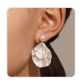 SmileBelle Pearl Shell Earrings for Women, Beach Party Accessories Beachy Earrings as Summer Jewelry, Seashell Silver Pearl Jewelry as Wedding Bridesmaid Gifts