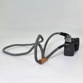 Little Fire Craft Camera Strap Crossbody Camera Neck Shoulder Strap 127cm Climbing Rope for Photographers Lanyard 10mm Thick - Black/white