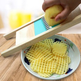 Alipis Potato Lattice Waffle Maker, Potato Cutters with Finger Guard Stainless Steel Wavy Chopper French Fry Slicer