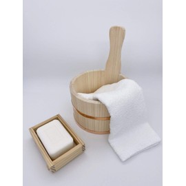 IPPINKA Natural Japanese Hinoki Wood Bath Bucket with Handle