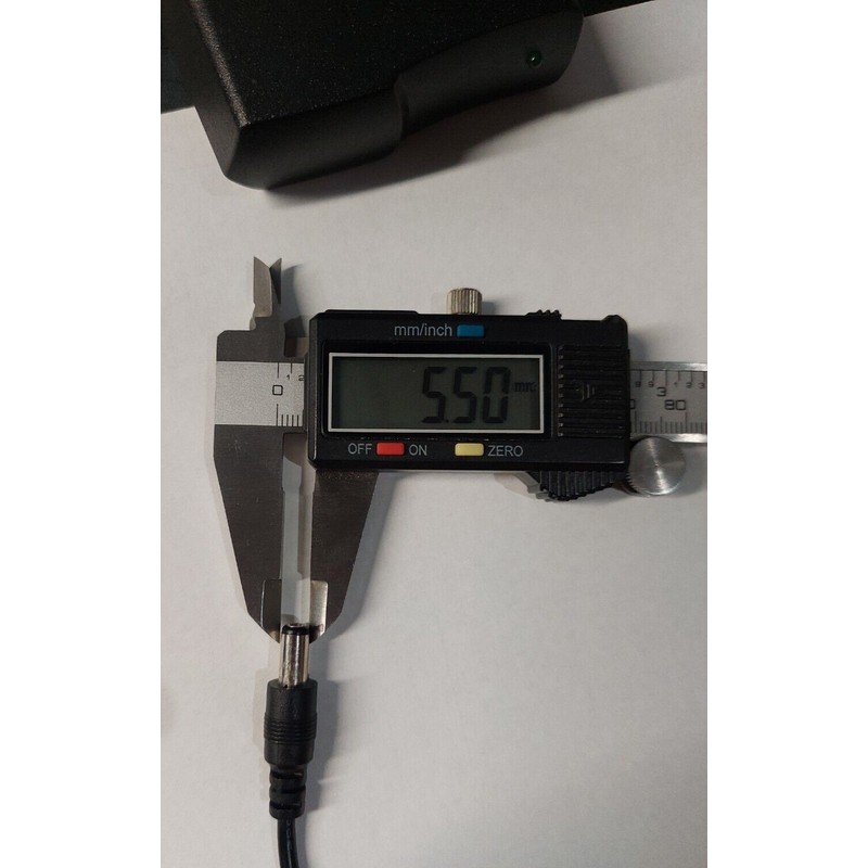 Universal 9V 0.6A 600mA Euro Plug 100-240V Power Supply Adapter