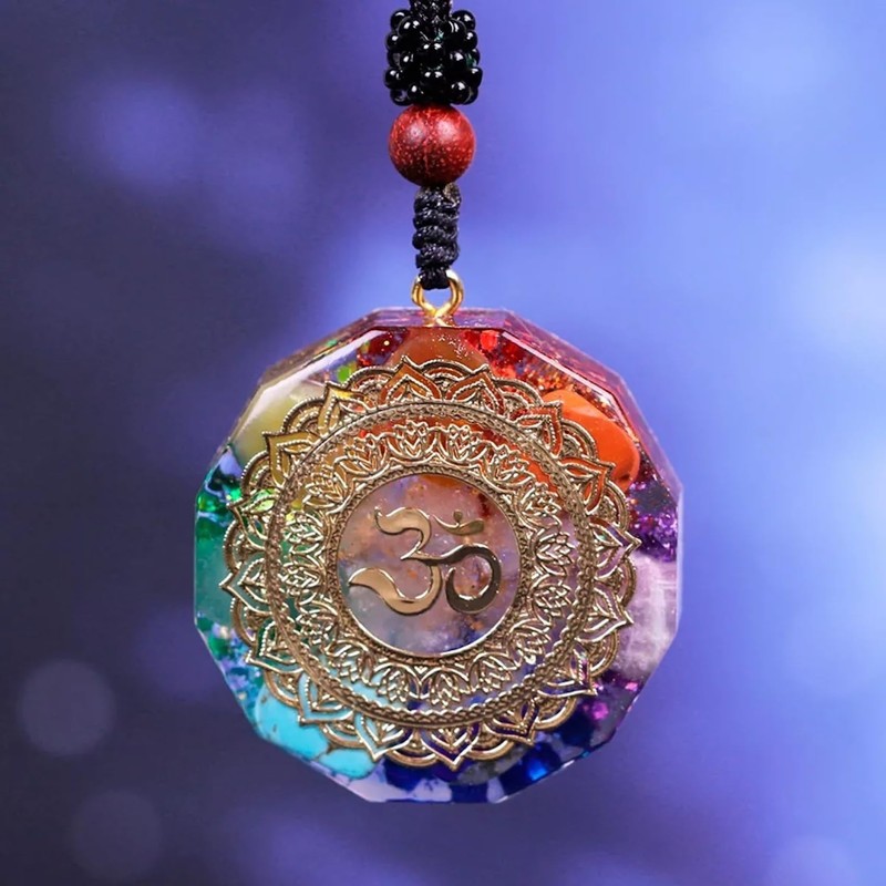 Dije Collar Orgonita Om Aum Omega 7 Chakras Protección Espiritual