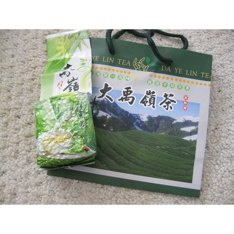 Taiwan High Mountain Tea Da-Yu-Ling random pick four seasons Green