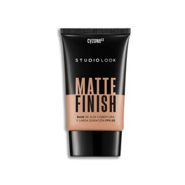CYZONE - Studio Look Base Matte Finish Color Claro 170N, Base de Maquillaje de Alta Cobertura, Efecto Mate de Larga Duración, Cubre Imperfecciones, Ingredientes Naturales y Tecnología Longwear