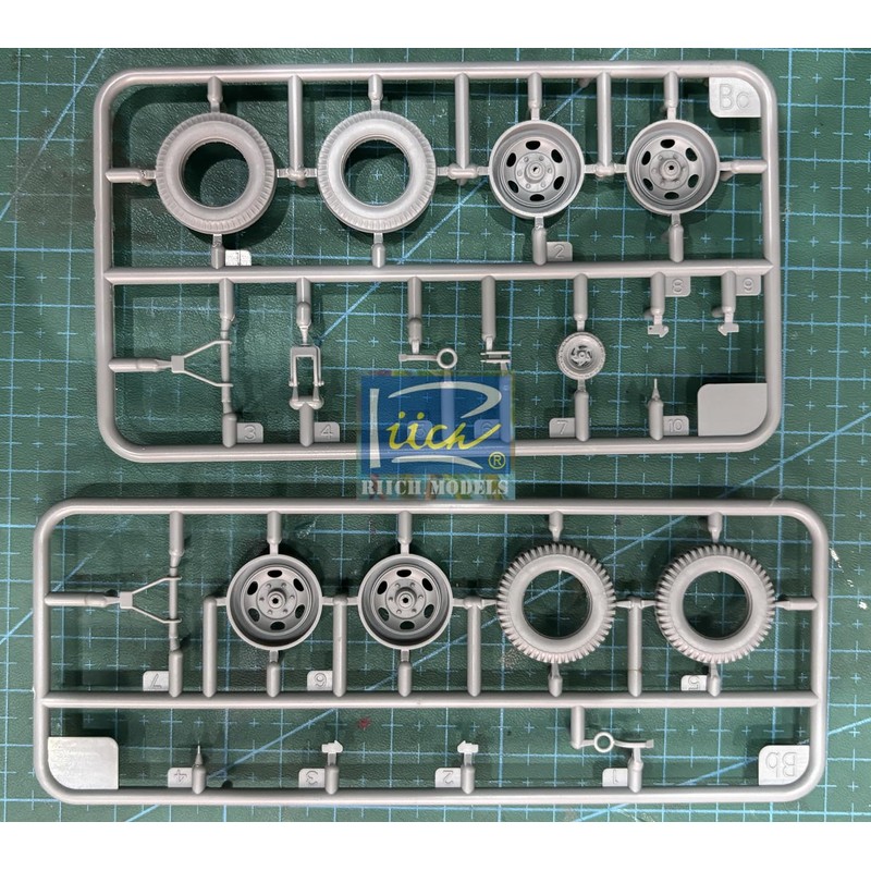Rich Model RC35001 1/35 US 75mm Howitzer M1A1 Pack Hauser