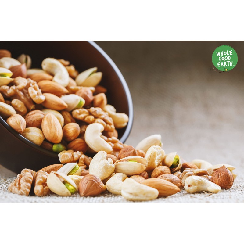 Wholefood Earth Light Walnuts - 80% Halves 250 g |