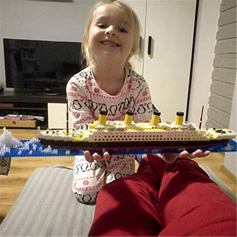 Titanic Model Building Blocks Micro Mini Bricks 3D Puzzle Set