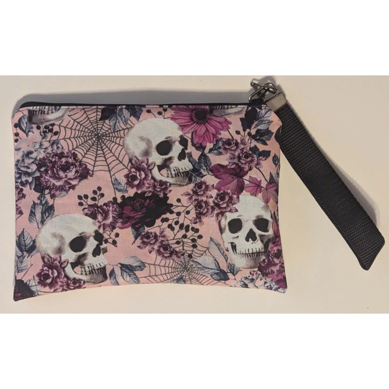 Muave Skull Elegance Keychain Wristlet