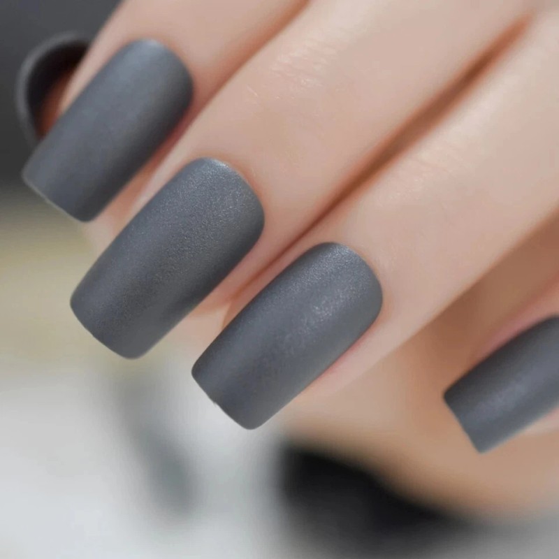Sure Things 24 Matte Dark Gray Press on Nails kit