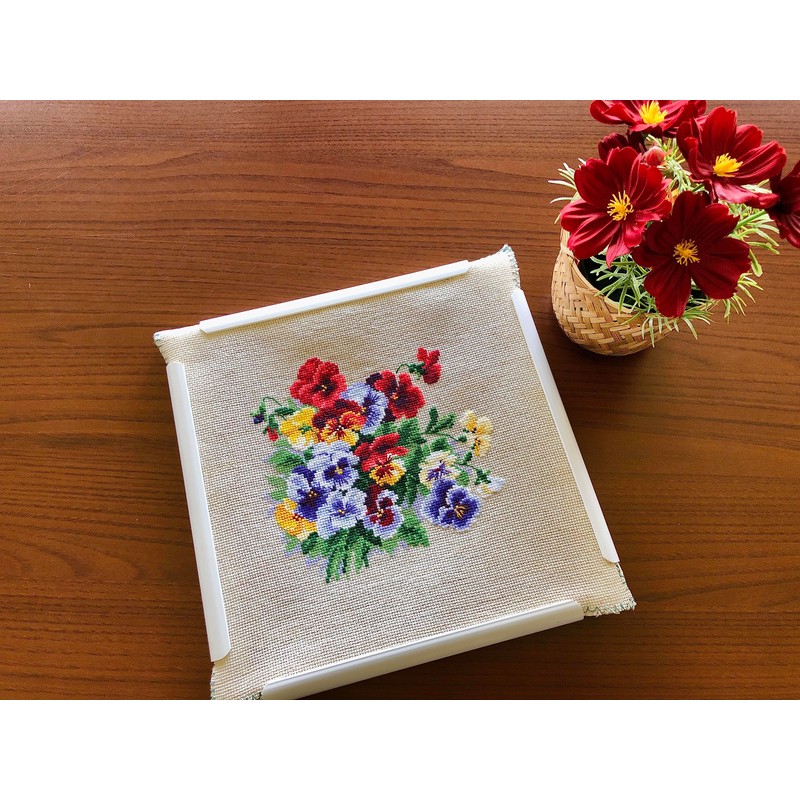 Riolis, Stiefmütterchen-Medley, gezählter Kreuzstich-Kit, 20,3 x 20,3 cm, 14-fädig