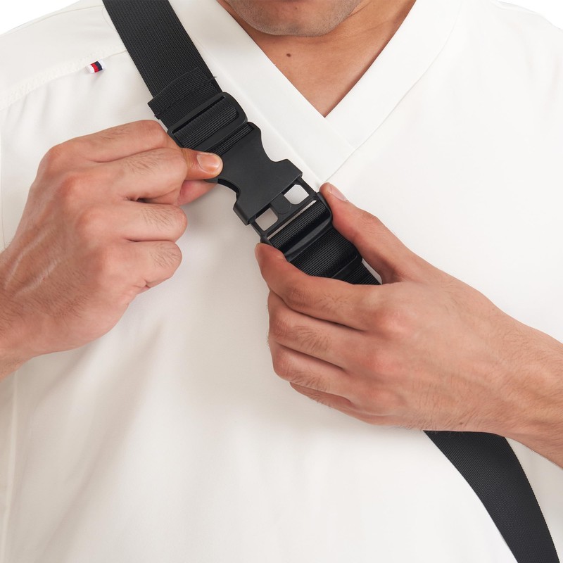Master Massage Adjustable Heat-Resistant Oil Holster Bag with 8 Oz