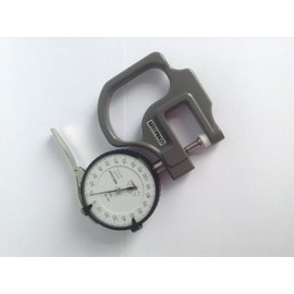 Mitutoyo - Espesor de la esfera, yunque plano, métrico, Dial, Gris oscuro, Standard, 0-10mm Range, 0.01mm Graduation, 15 micrometer Accuracy
