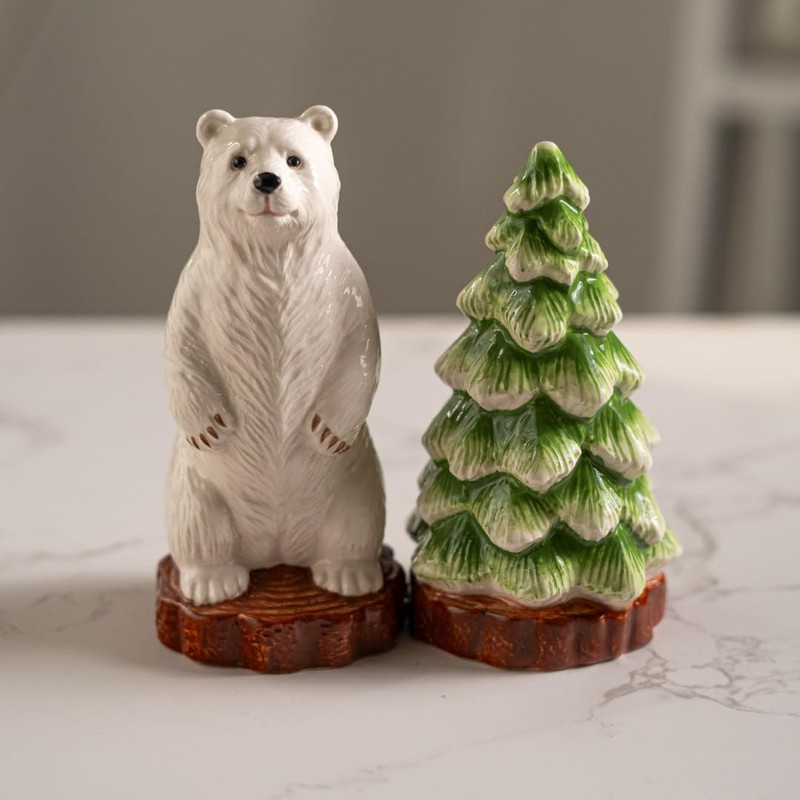 Pacific Giftware Frosty Friend Polar Bear with Festive Tree Salt