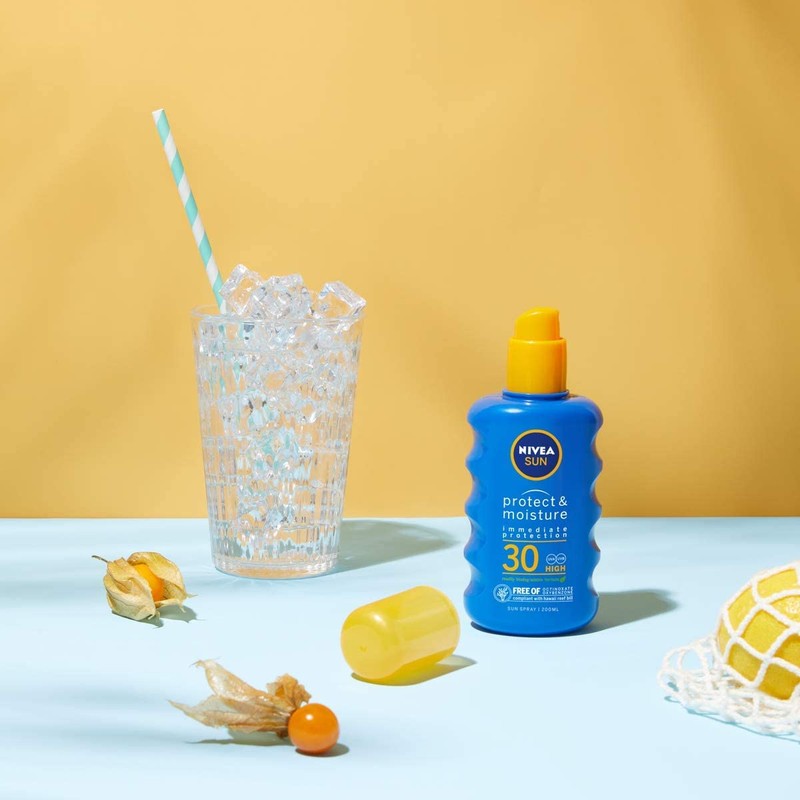 Sun by Nivea Protect & Hydrate Spray SPF30 200ml