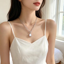 TaYolnFaSo Emerald-cut Imitation Diamond Pendant Paperclip Toggle Necklace Chunky Paperclip Chain White CZ Necklace April Birthstone Jewelry Birthday Gift for Women