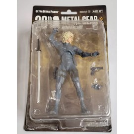 Medicom Toys MGS 20th Anniversary Ultra Detail Figure Raiden (2008) New Boxed but Glue Loose