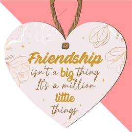 Friendship Heart Plaque – “Friendship Isn’t a Big Thing, It’s a Million Little Things” – Heart-Shaped MDF Wooden Hanging Sign for Home Decor – Friendship - Gift for Best Friends