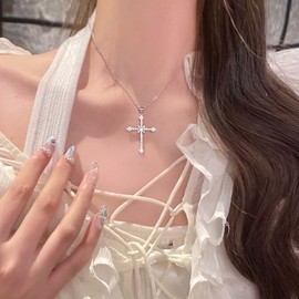 Yienate Silver Crystal Pray Cross Necklace Choker Chain CZ Stone Star Cross Pendant Necklace Crucifix Pendant Star Cross Charm Necklace Jewellery Gift for Women Girls, Metal Material