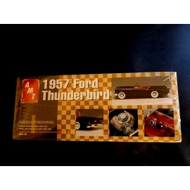 AMT Model Kit 1957 Ford T-Bird AMT 1:25