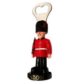 3D Moulded Queens Guard Royal Guard Bearskin Hat Bottle Opener Souvenir Quality Red Uniform London Icon - Deécapsuleur / Apribottiglie / Flaschenöffner / Abrebotellas Custom Royal Guard Soldier Collection.