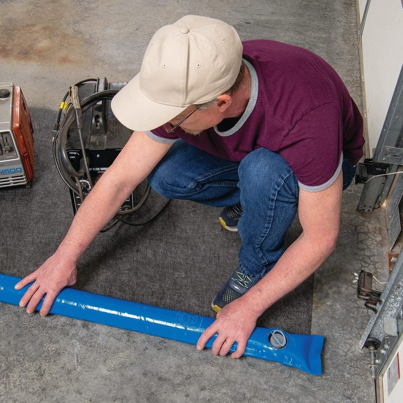 Pig Home Solutions Water Barrier – 3” W x 10’