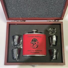 Georgia Bulldogs 2022-23 National Champions Flask with Optional logo and Optional Presentation Box (Black Box 4 SG G logo)