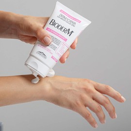 Bioderm Dermocrema – Intensive Pflege für trockene, empfindliche und schuppige Haut – Feuchtigkeitscreme für Hände und Körper mit Sheabutter – Dermoaktive Creme für Asphytische Haut – 200 ml