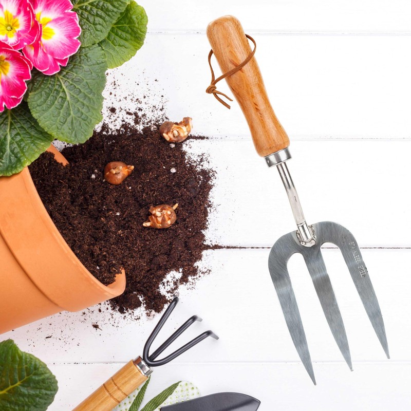 VFM - Stainless Steel Garden Fork With Wooden Handle -