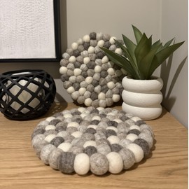 Set of 2 - Large 100% Wool Trivets for Hot Dishes. Premium Quality, Heat Resistant, Table Protector | Handcrafted in Nepal | 22cm / 8.66in (Neutral)