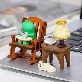 Gwindrise Miniature Frog Figurines, Adorable Frog Collectibles for Office Desk Decor, Cute Frog Statues Home Decorations and Gifts for Frog Lovers