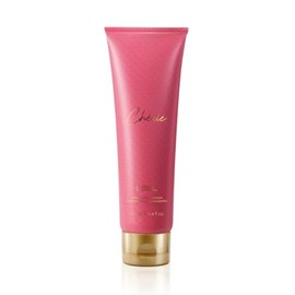 L'BEL – Crema Corporal Perfumada Chérie 130 ml, Hidratación Corporal, Acabado Glitter, Aroma Gourmand Fresco con Frambuesa, Almizcle y Flores Francesas, Piel Suave y Perfumada