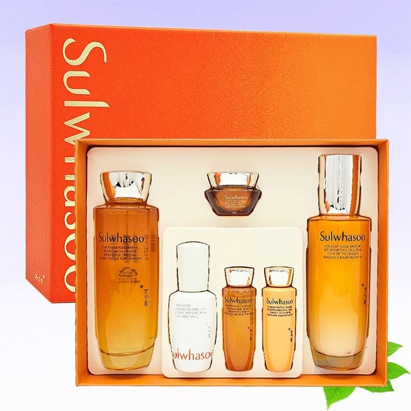 Sulwhasoo Concentrated Ginseng Renewing 2 Type Special Set / 설화수
